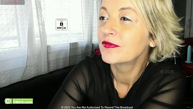 KARINASPALACIOS online show from 13, 10, 2025