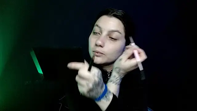 Snapshot of sophy_rock chatting on 22, 12, 2025 sophy rock online show from 22, 12, 2025