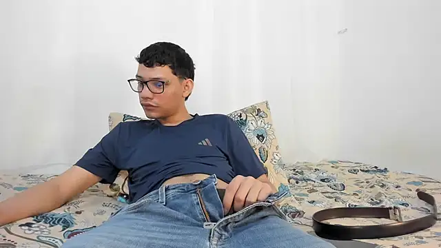 Snapshot of Diego-Monsalve chatting on 5, 2, 2026 Diego-Monsalve online show from 5, 2, 2026