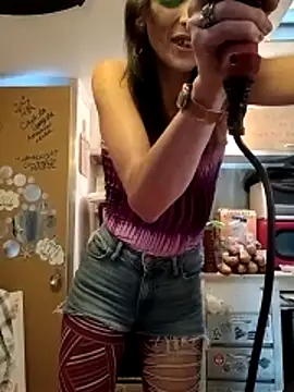 whitetrashdirtyslut online show from 5, 5, 2026