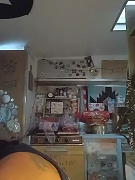 whitetrashdirtyslut online show from 22, 5, 2026