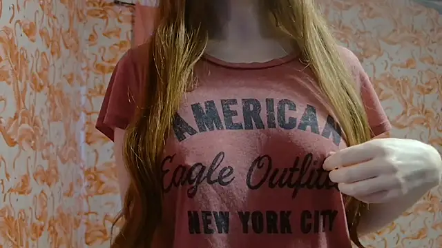 strawberrysmoothie online show from 6, 2, 2026