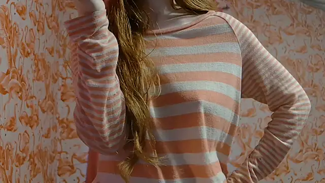 strawberrysmoothie online show from 28, 10, 2025