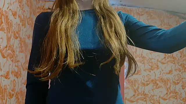 strawberrysmoothie online show from 17, 12, 2025