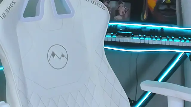 4ever dude online show from 16, 2, 2025