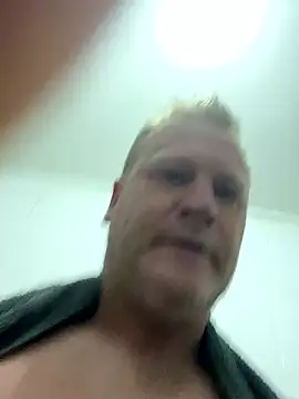 Snapshot of sexycouple109 chatting on 9, 1, 2026 sexycouple109 online show from 9, 1, 2026