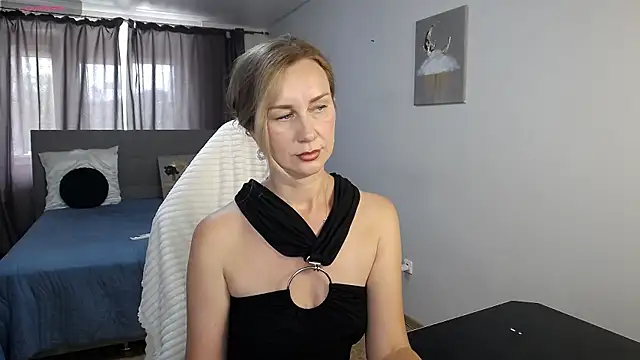 Snapshot of Vanessa_Nowak chatting on 11, 7, 2026 Vanessa Nowak online show from 11, 7, 2026