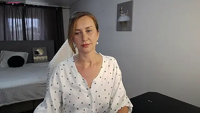 Vanessa Nowak online show from 20, 5, 2026