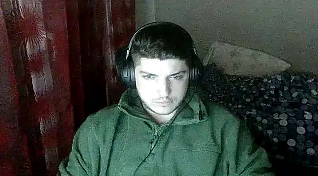 BoiWhore online show from 2, 1, 2025