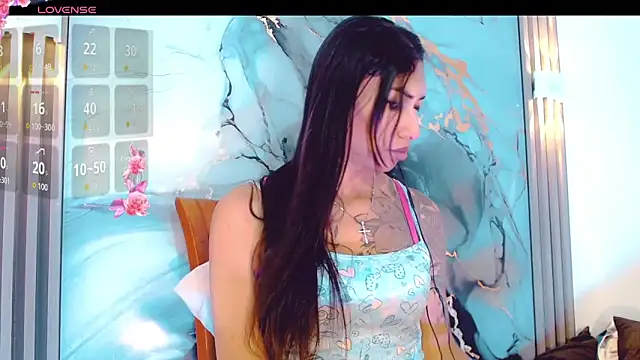 khiara moretti online show from 17, 12, 2025