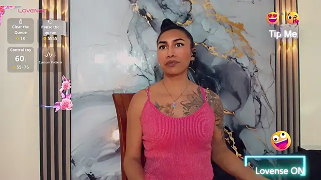 khiara moretti online show from 25, 2, 2026