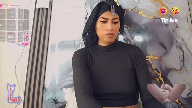 Snapshot of khiara_moretti chatting on 19, 6, 2026 khiara moretti online show from 19, 6, 2026