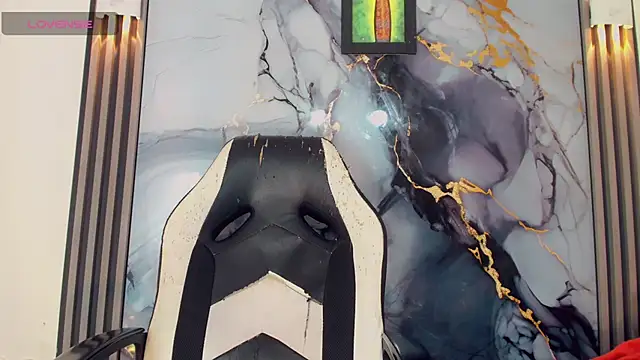 khiara moretti online show from 16, 4, 2026