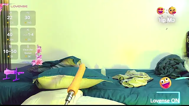 khiara moretti online show from 18, 1, 2026