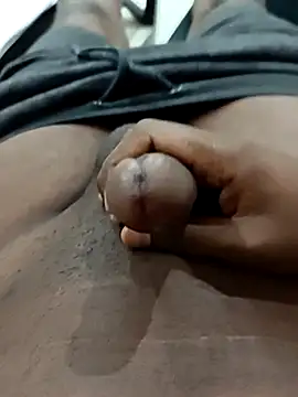 cooljohny22892 online show from 17, 3, 2025