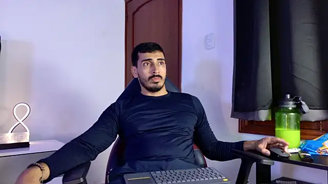 muscle ares online show from 8, 11, 2025