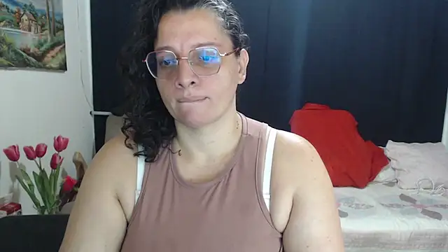 Aleja Gonzales online show from 9, 4, 2026