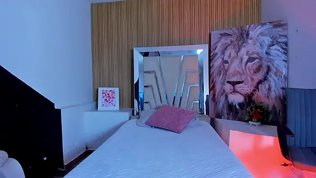 Agathaargent  online show from 19, 2, 2026