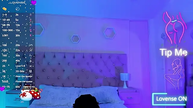 Agathaargent  online show from 5, 10, 2025