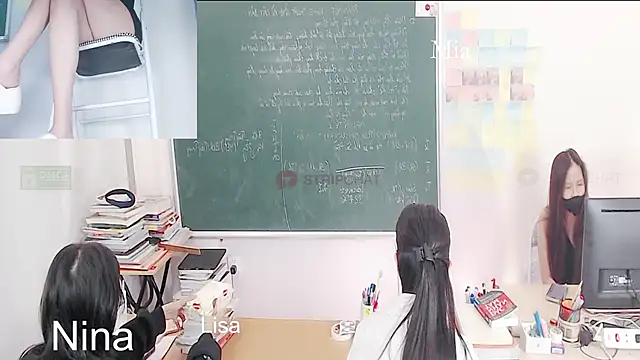 Snapshot of _Math_ chatting on 1, 2, 2026 Math online show from 1, 2, 2026