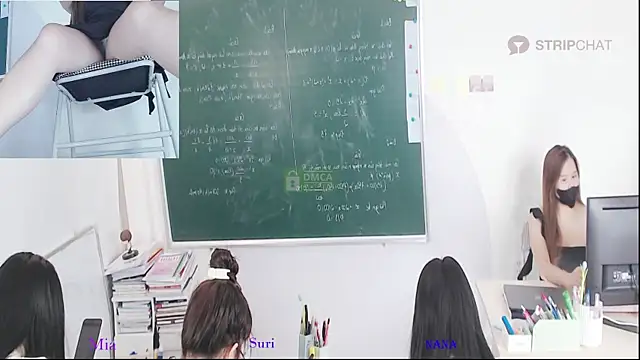 Snapshot of _Math_ chatting on 11, 7, 2026 Math online show from 11, 7, 2026