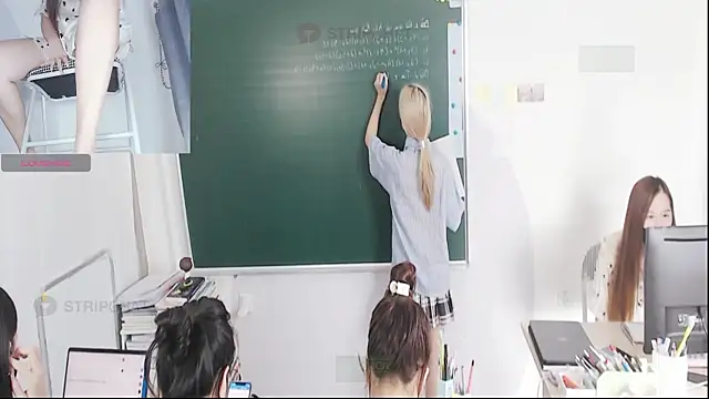 Snapshot of _Math_ chatting on 13, 7, 2026 Math online show from 13, 7, 2026