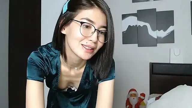 Snapshot of traxexe chatting on 28, 5, 2026 traxexe online show from 28, 5, 2026