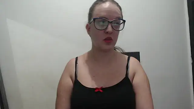 Venus Santana online show from 8, 10, 2025