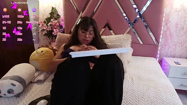 Miaa Smiith1 online show from 8, 3, 2025