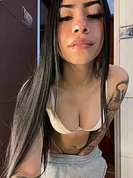 Bunny sexy01 online show from 16, 6, 2026