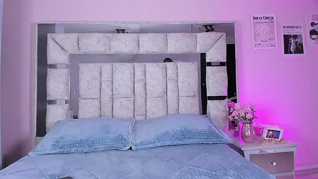 Sara Greey online show from 24, 9, 2025