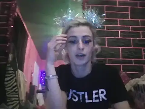 watermellonpussy online show from 1, 2, 2025