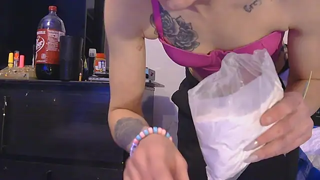 watermellonpussy online show from 1, 11, 2025