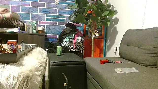 watermellonpussy online show from 24, 4, 2026