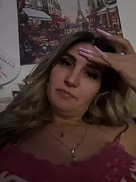 Snapshot of EvelynFrances chatting on 26, 2, 2025 EvelynFrances online show from 26, 2, 2025