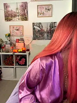 Snapshot of EvelynFrances chatting on 3, 10, 2025 EvelynFrances online show from 3, 10, 2025