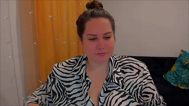  madalexa  online show from 13, 1, 2025