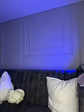 GabriellaFerrer online show from 23, 12, 2025