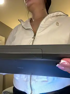 Snapshot of GabriellaFerrer chatting on 27, 2, 2025 GabriellaFerrer online show from 27, 2, 2025