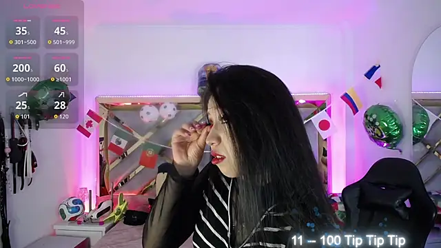 Snapshot of Moon_Water__ chatting on 7, 7, 2026 Moon Water online show from 7, 7, 2026