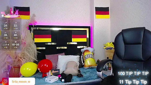 Snapshot of Moon_Water__ chatting on 22, 9, 2025 Moon Water online show from 22, 9, 2025