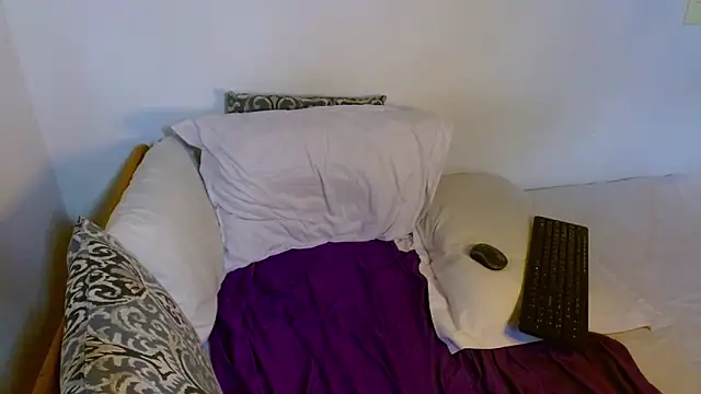 samanta r  online show from 3, 11, 2025