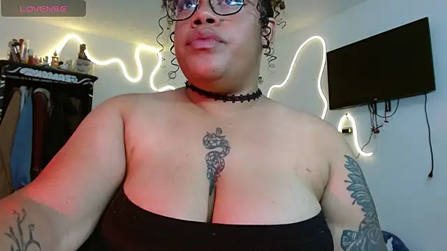 Snapshot of Dirty_sara17 chatting on 15, 7, 2026 Dirty sara17 online show from 15, 7, 2026