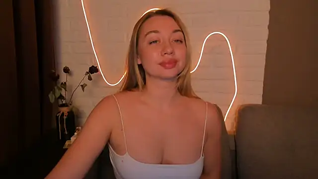 DanielaWisse online show from 5, 12, 2024