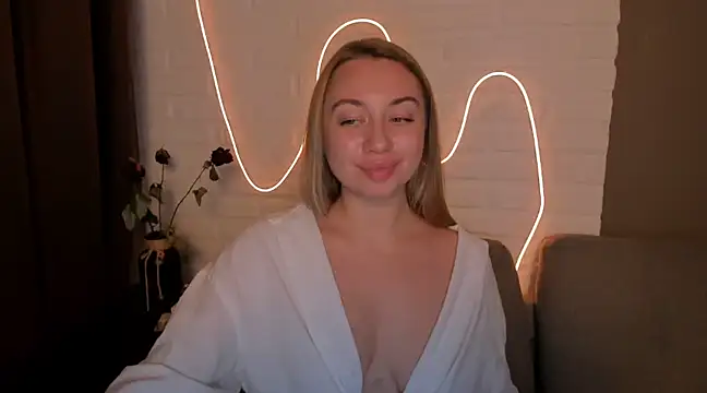 DanielaWisse online show from 5, 12, 2024
