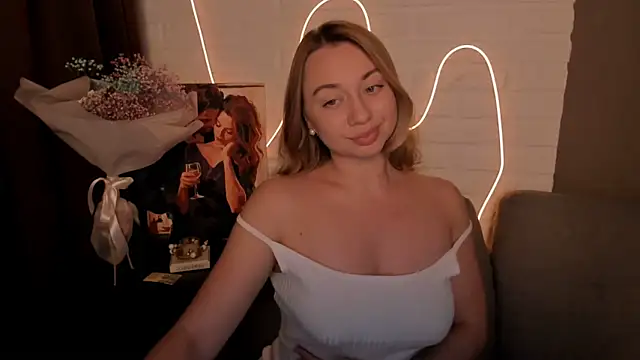 DanielaWisse online show from 1, 1, 2025