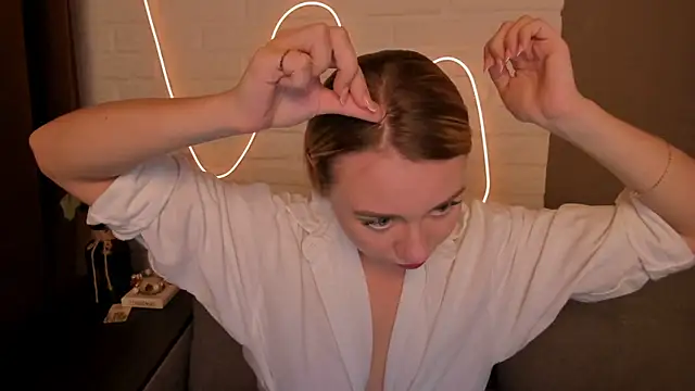 DanielaWisse online show from 9, 12, 2024