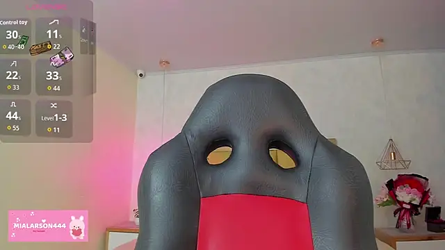 LARSONMIA online show from 26, 2, 2026