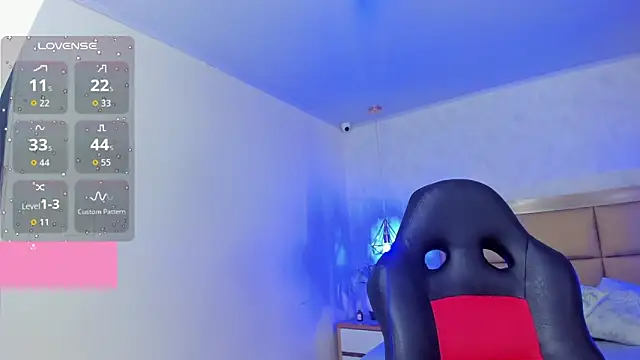 LARSONMIA online show from 7, 10, 2025