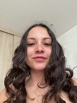 Megan Rodrigo online show from 13, 7, 2026
